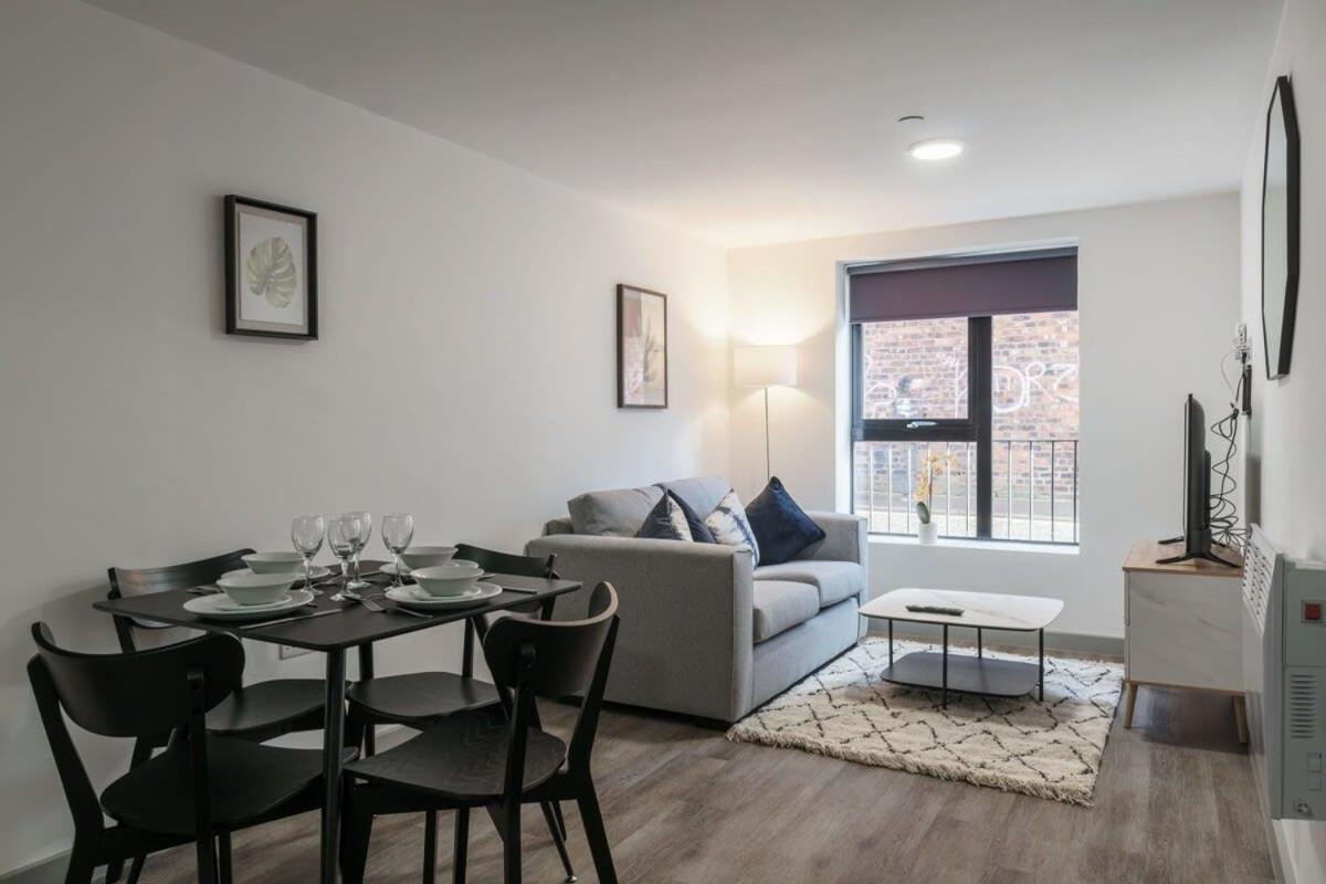 Contemporary 1 Bed Apartment In Liverpool Centre Buitenkant foto